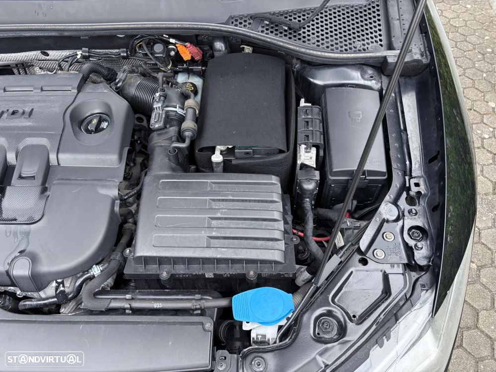 SEAT Leon ST 1.6 TDI S&S 4Drive Style - 18