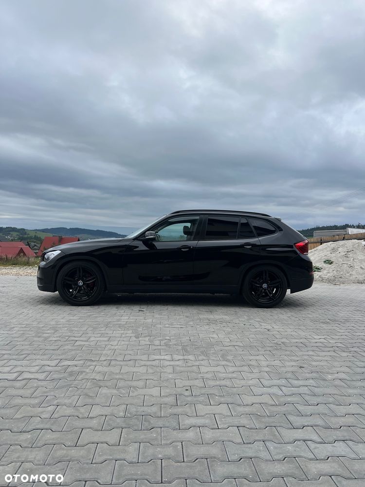 BMW X1 xDrive18d Sport Line - 11