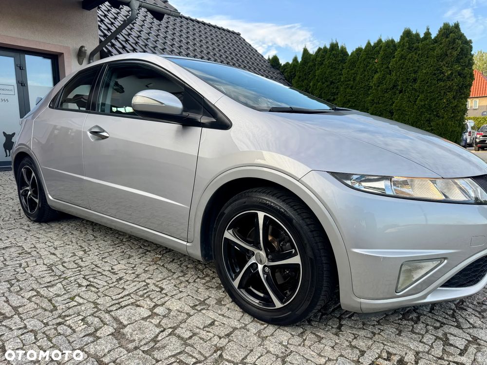 Honda Civic 1.4 i-VTEC Sport - 11
