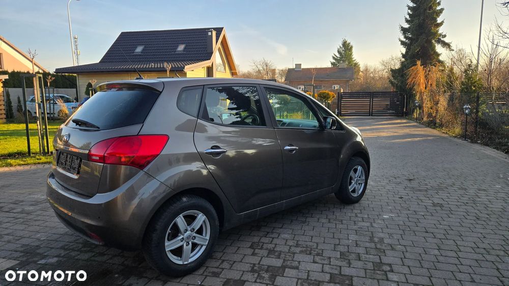 Kia Venga 1.4 CVVT Titanium Collection - 7