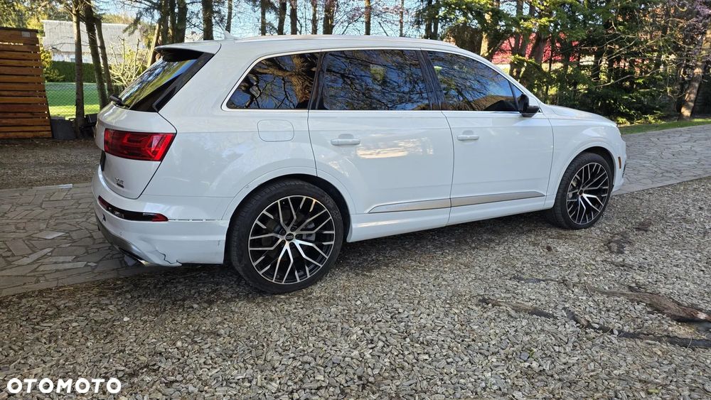 Audi Q7 - 12
