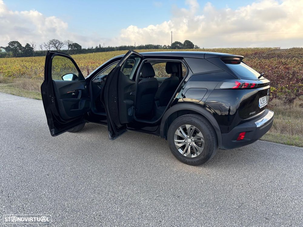 Peugeot e-2008 50 kWh Active Pack - 6