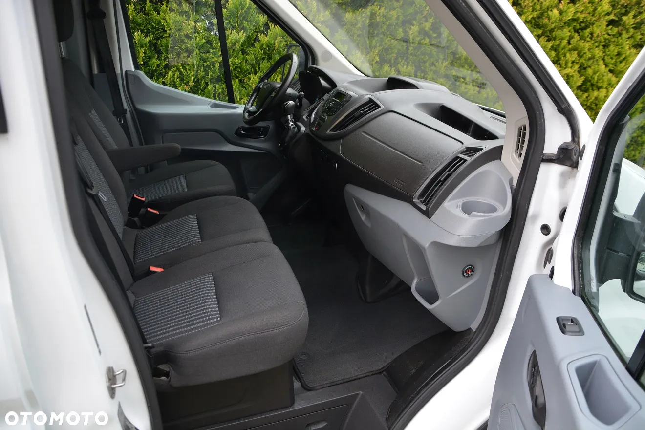 Ford Transit - 6