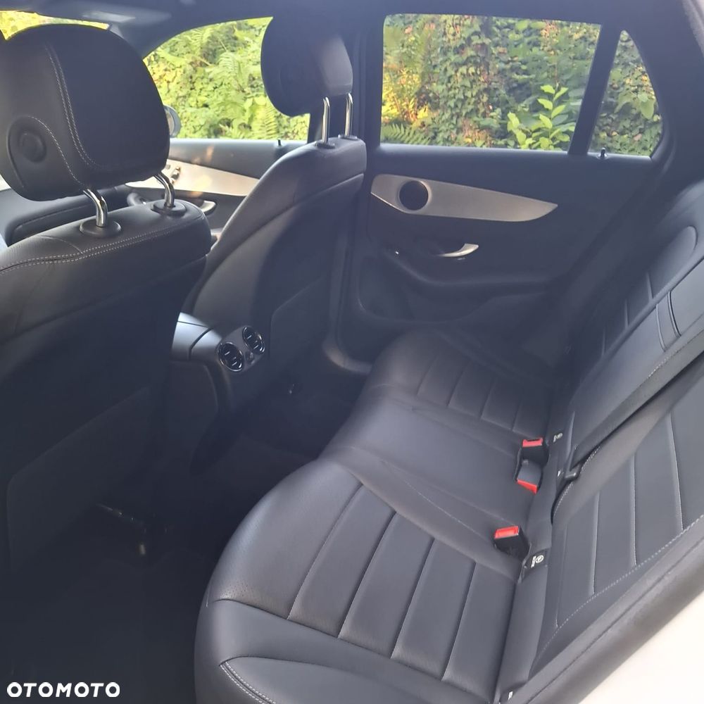 Mercedes-Benz GLC - 15