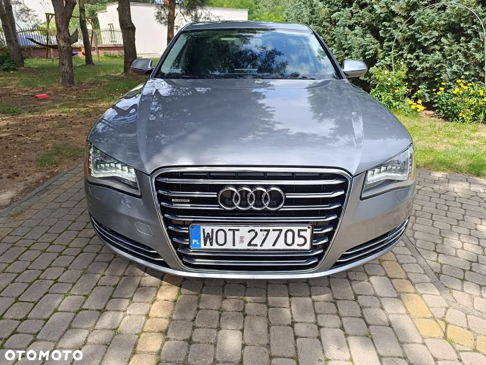 Audi A8 4.2 FSI L Quattro - 1
