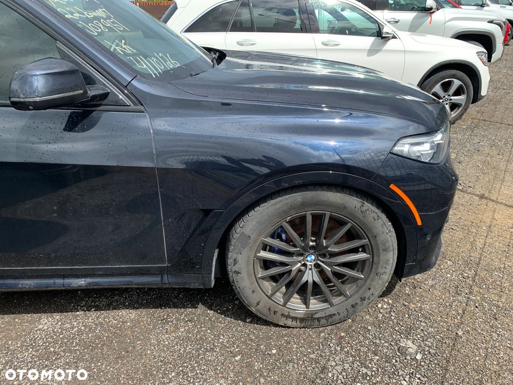 BMW X7 - 10
