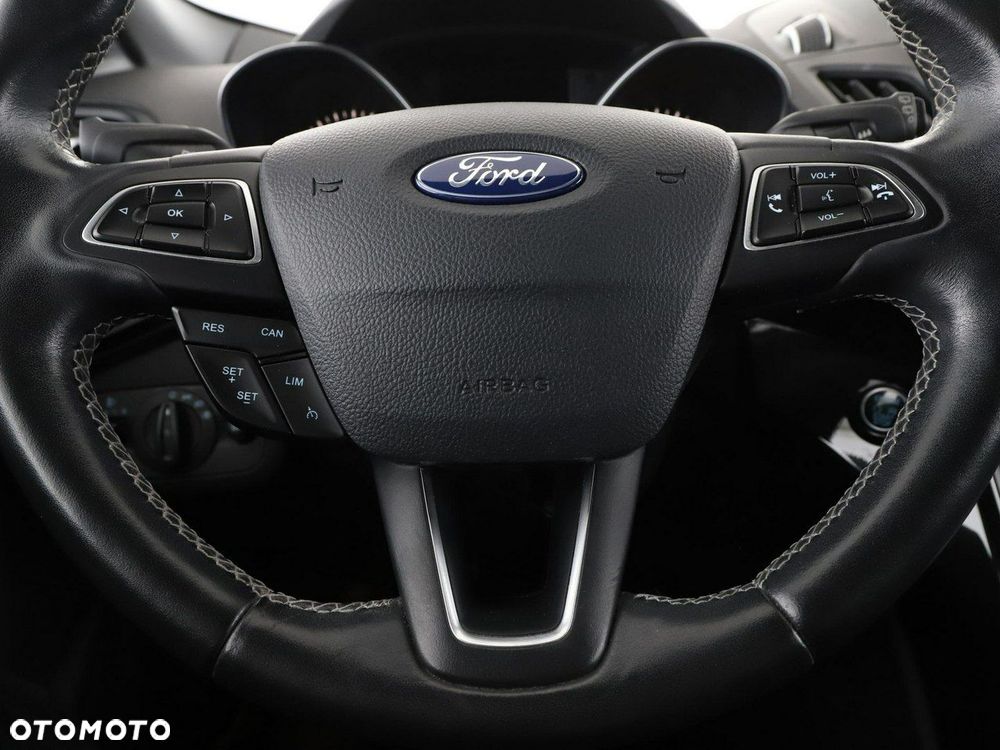 Ford Kuga 1.5 EcoBoost 2x4 ST-Line - 22