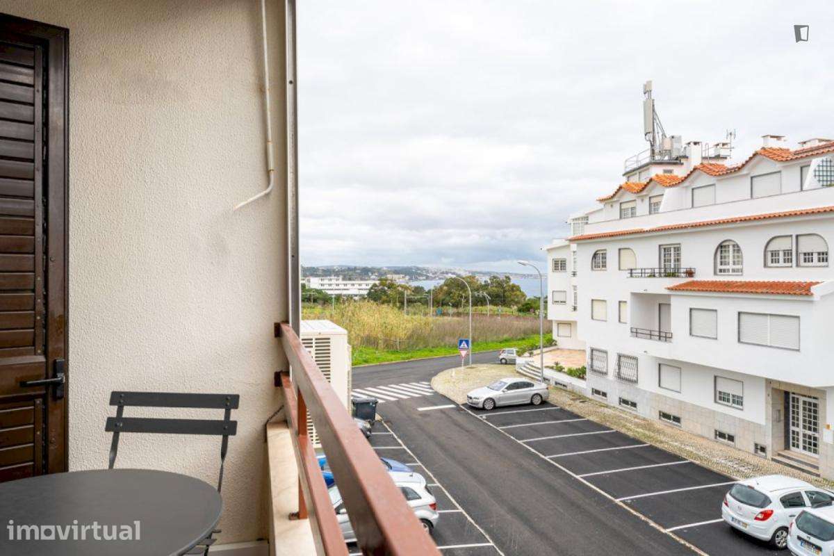 Quarto - localizado em Oeiras Lisbon - Grande imagem: 5/29