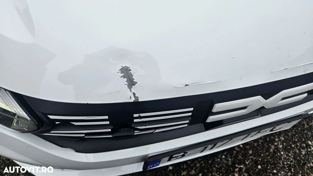 Dacia Logan TCe 90 CVT Comfort - 11