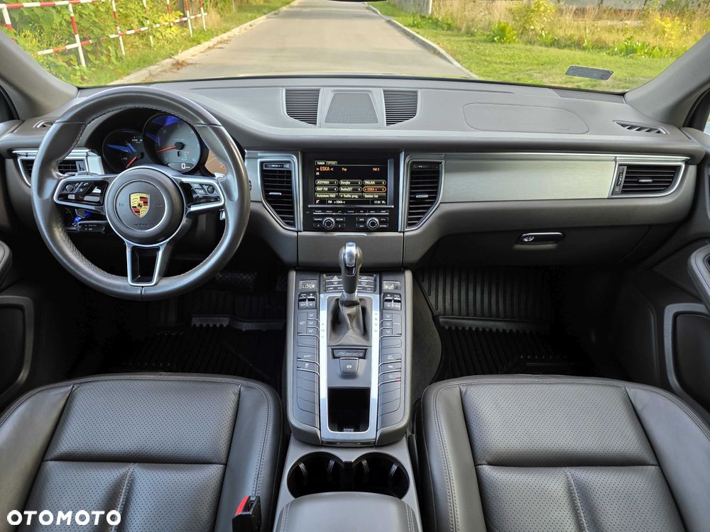 Porsche Macan - 6