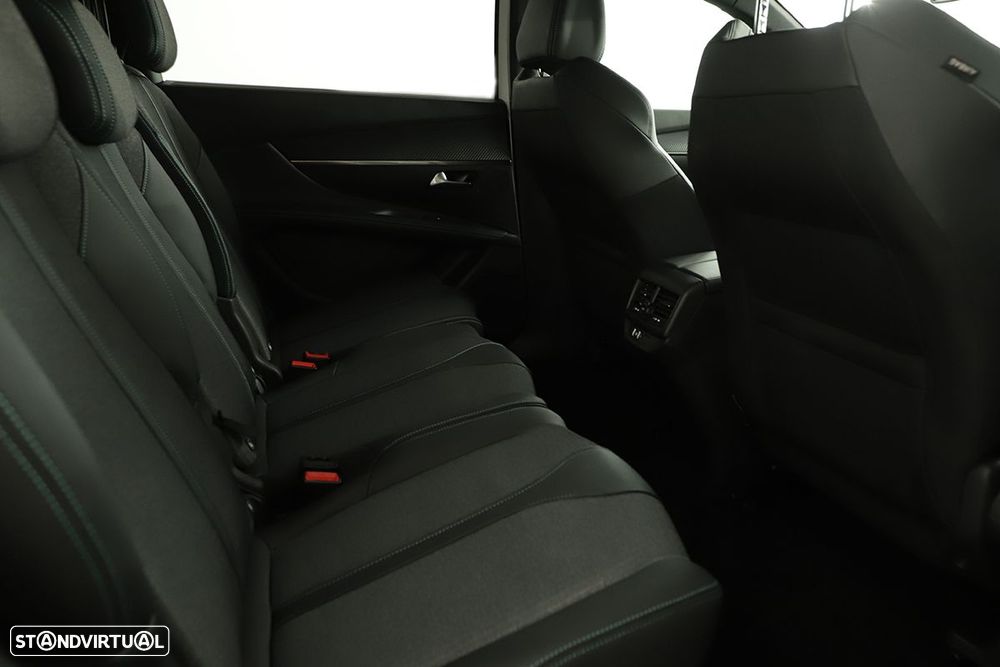 Peugeot 5008 1.2 PureTech Allure Pack EAT8 - 23