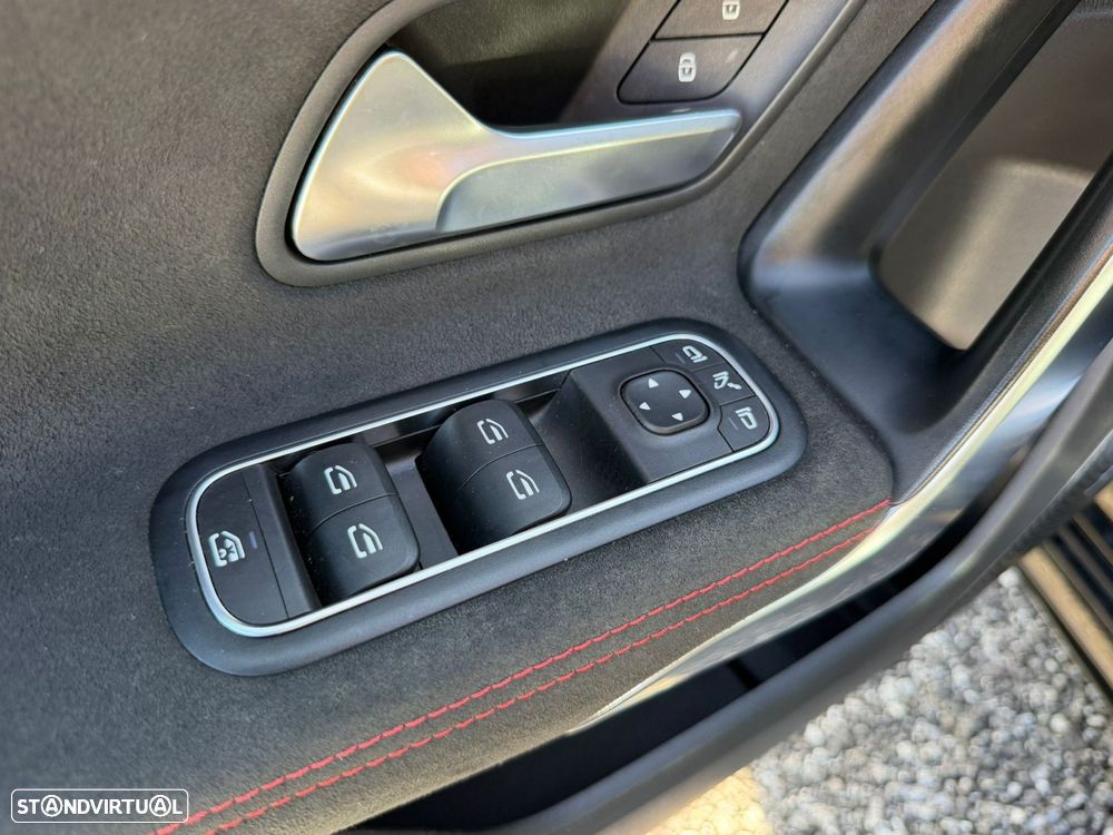 Mercedes-Benz A 35 AMG 4Matic Speedshift DCT 7G - 19