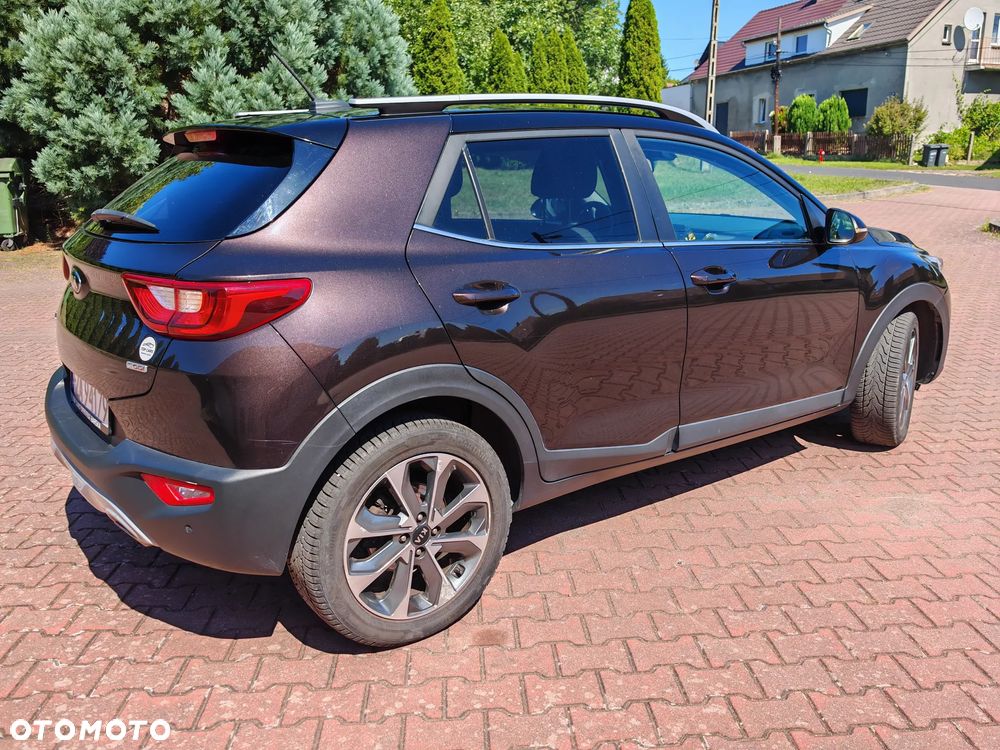 Kia Stonic - 4