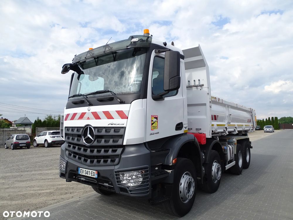 Mercedes-Benz Arocs 3245 8x4 Hydroburta