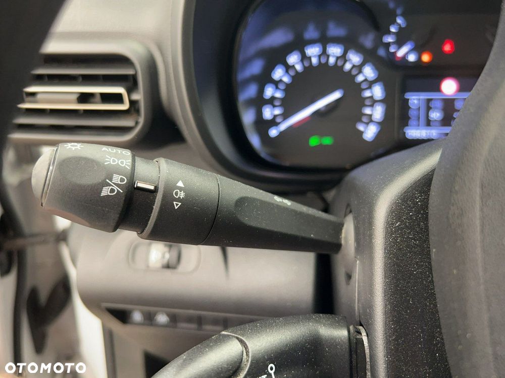 Toyota Proace City Verso 1.5 D-4D Business - 23
