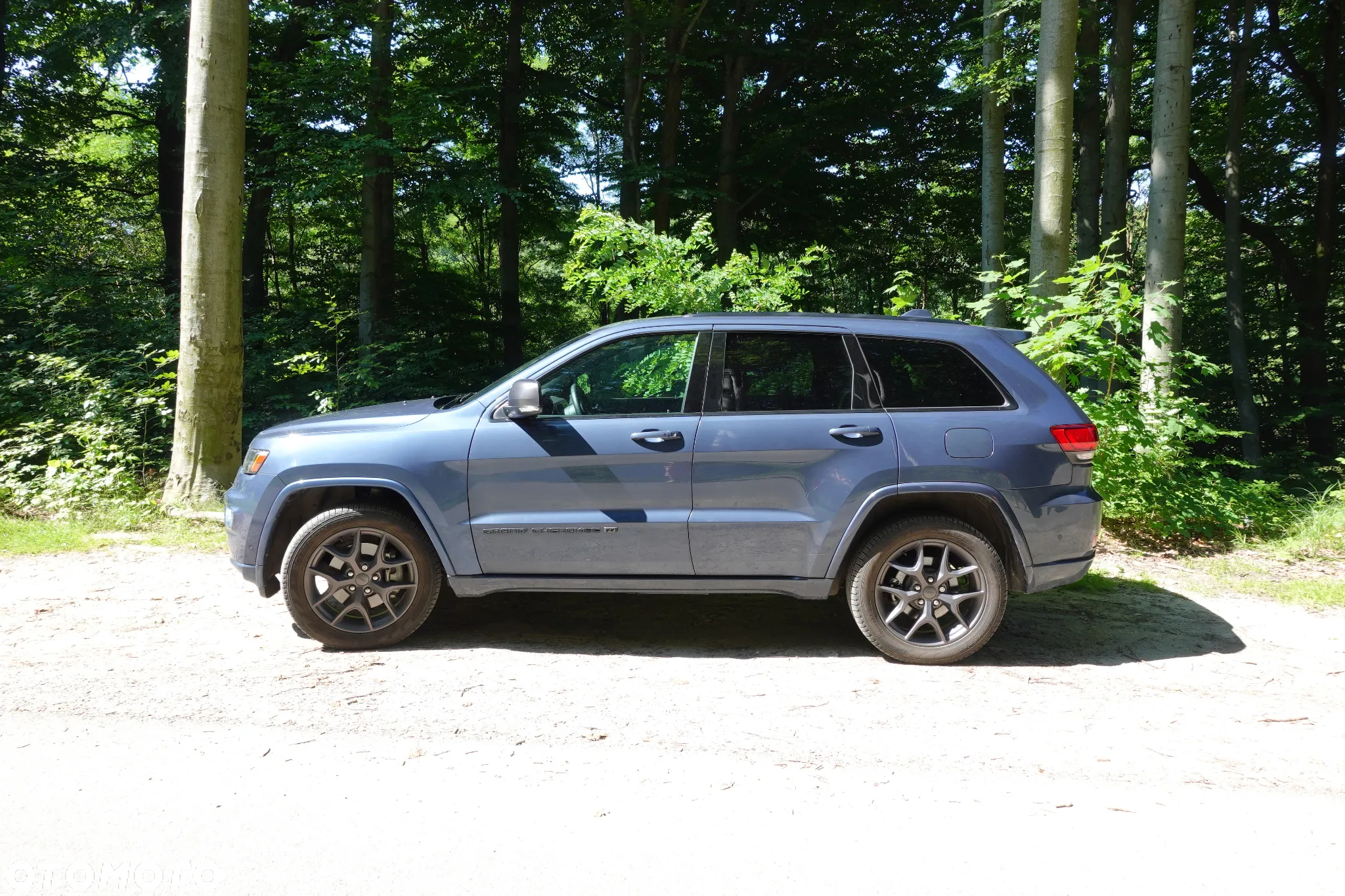 Jeep Grand Cherokee - 4