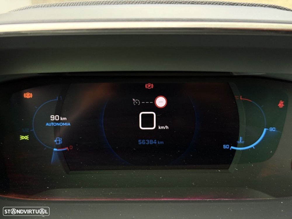 Peugeot 2008 1.2 PureTech Allure Pack - 16