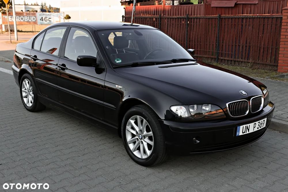 BMW Seria 3 318i - 11