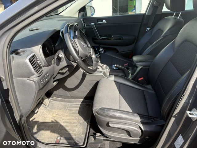 Kia Sportage 1.6 T-GDI Black Edition 2WD - 4