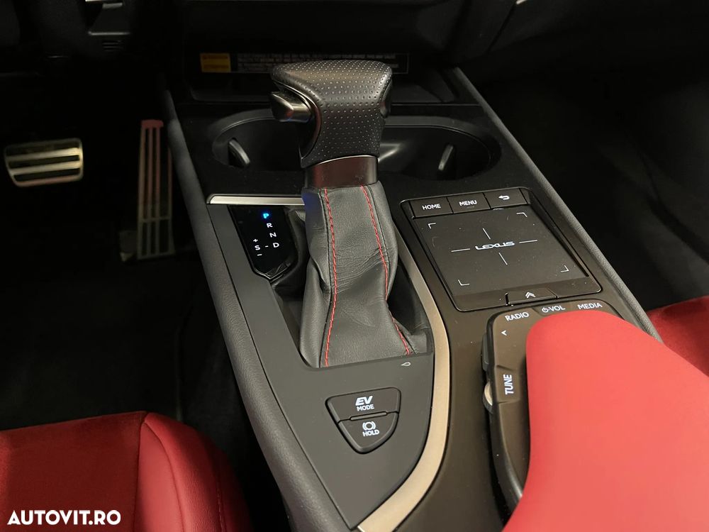 Lexus UX 250h F SPORT - 22