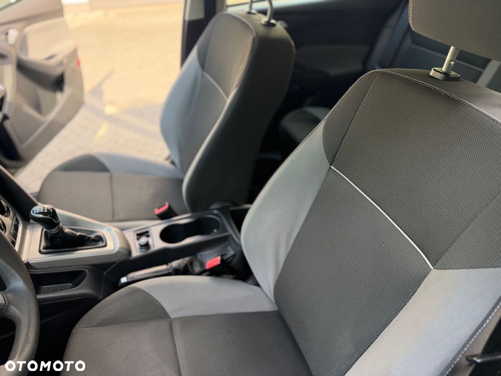 Ford Focus - 17