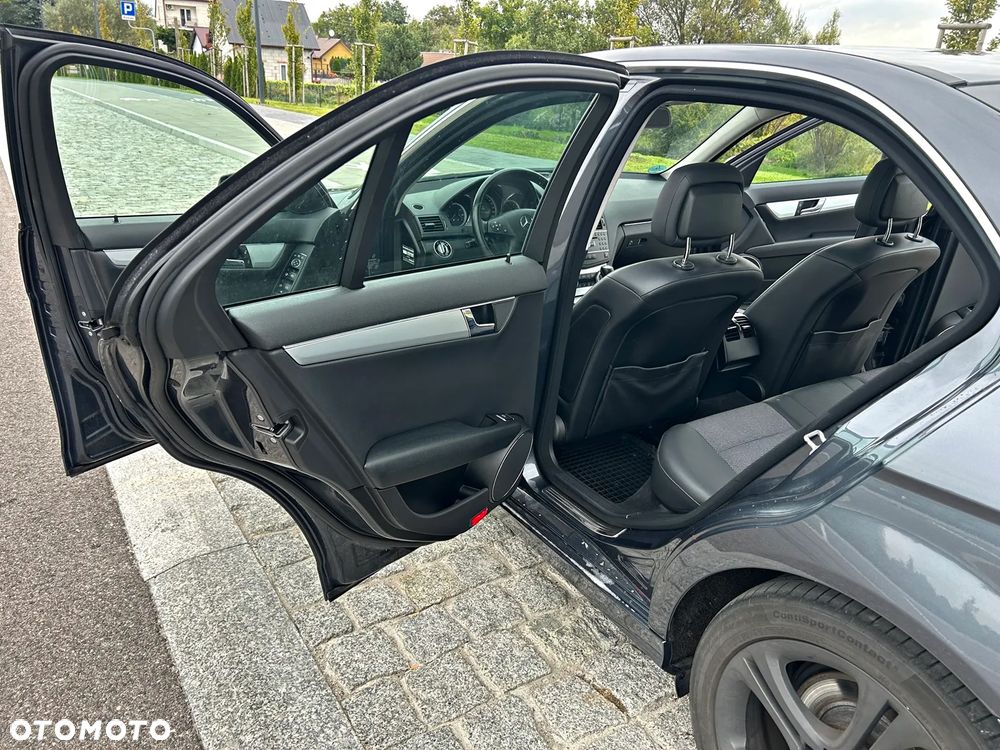 Mercedes-Benz Klasa C 200 Kompressor Avantgarde - 12