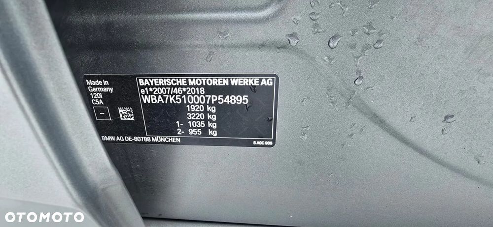 BMW Seria 1 120i Edition Colorvision - 28