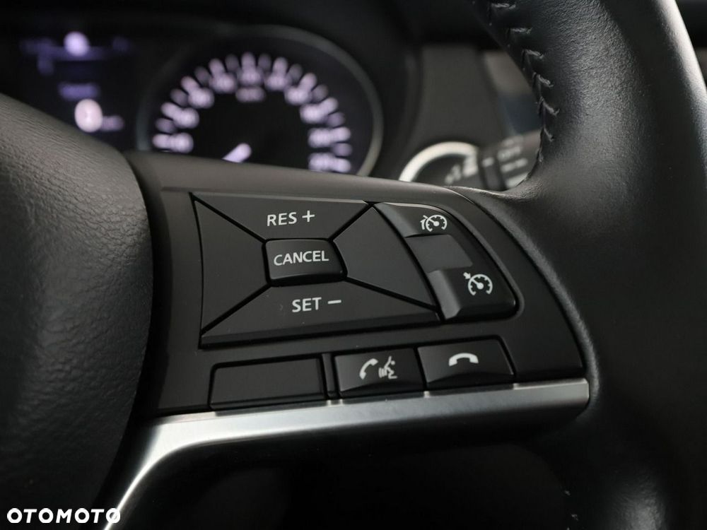 Nissan Qashqai 1.2 DIG-T N-Connecta - 30