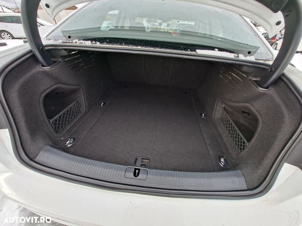 Audi A4 Limuzina 1.4 TFSI Design - 9