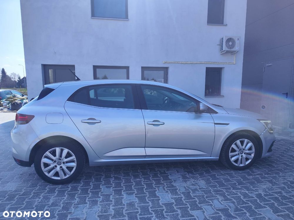 Renault Megane - 5