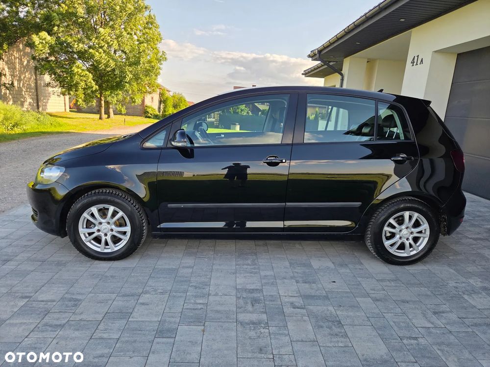 Volkswagen Golf Plus - 11