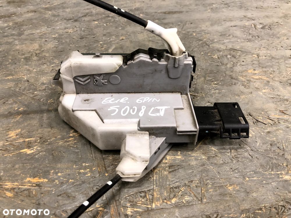 PEUGEOT 5008 I 2009-2017 ZAMEK DRZWI LEWY TYŁ TYLNY 6 PIN PSA732302 EUROPA