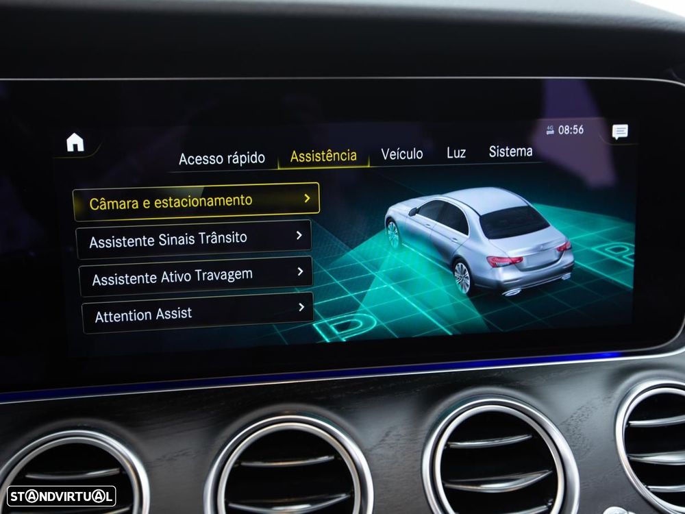 Mercedes-Benz E 300 de 4Matic 9G-TRONIC AMG Line - 36