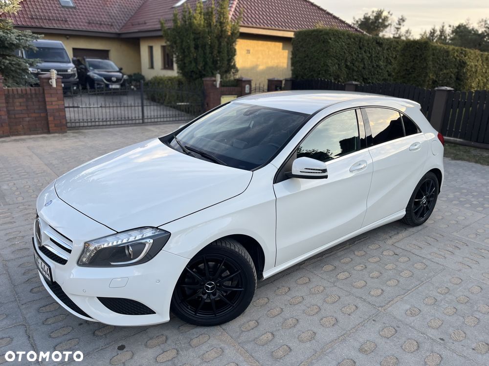 Mercedes-Benz Klasa A 180 7G-DCT Activity Edition - 27