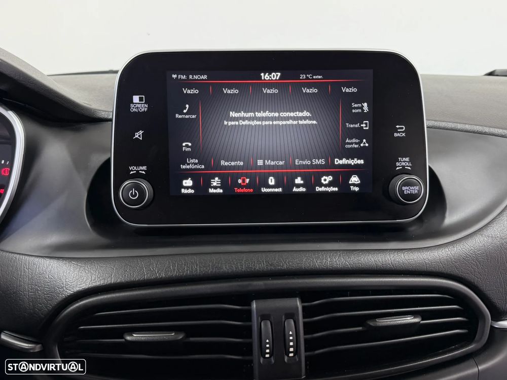 Fiat Tipo Station Wagon 1.3 M-Jet Lounge - 27