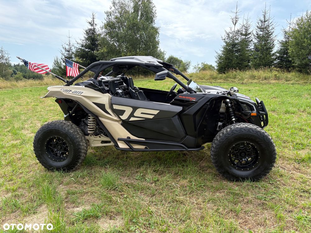 Can-Am Maverick - 23