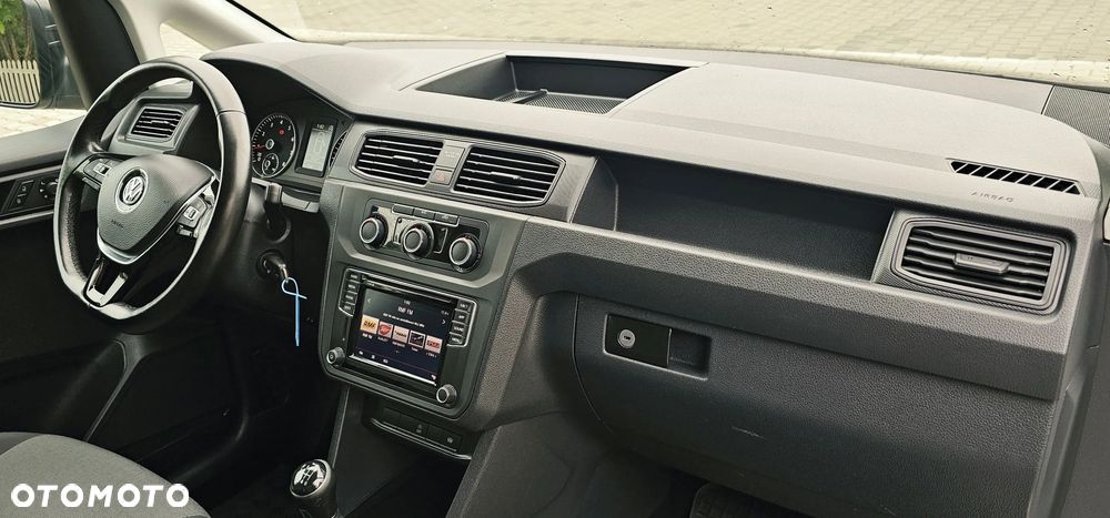 Volkswagen Caddy Bussines - 23