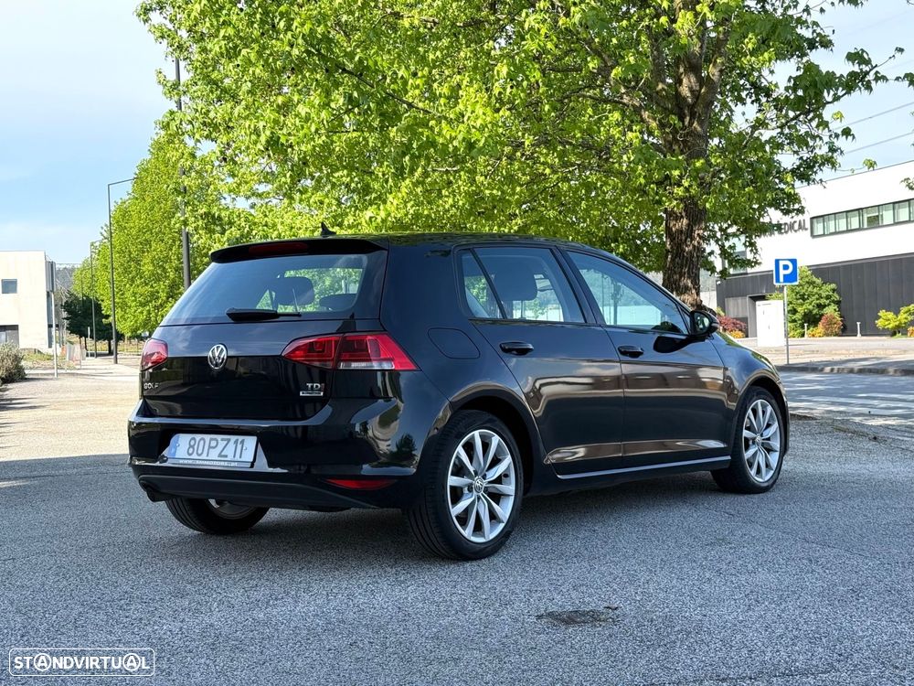 VW Golf 1.6 TDi Highline DSG - 5