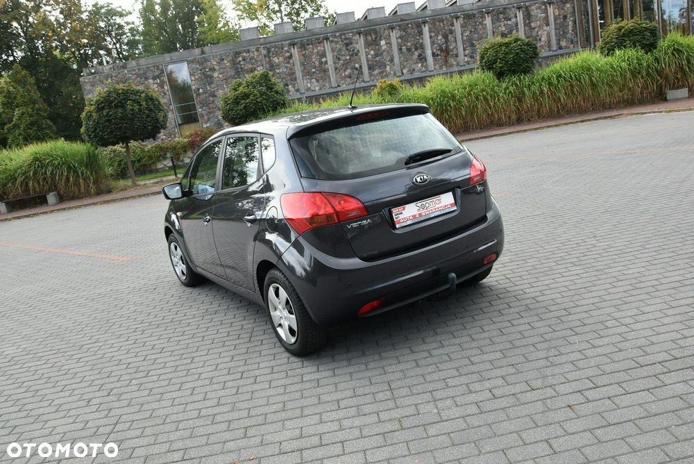 Kia Venga - 20