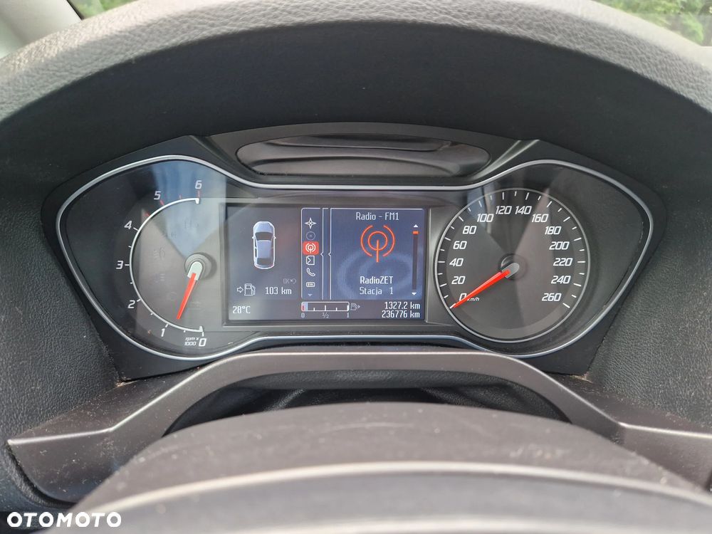 Ford S-Max - 12