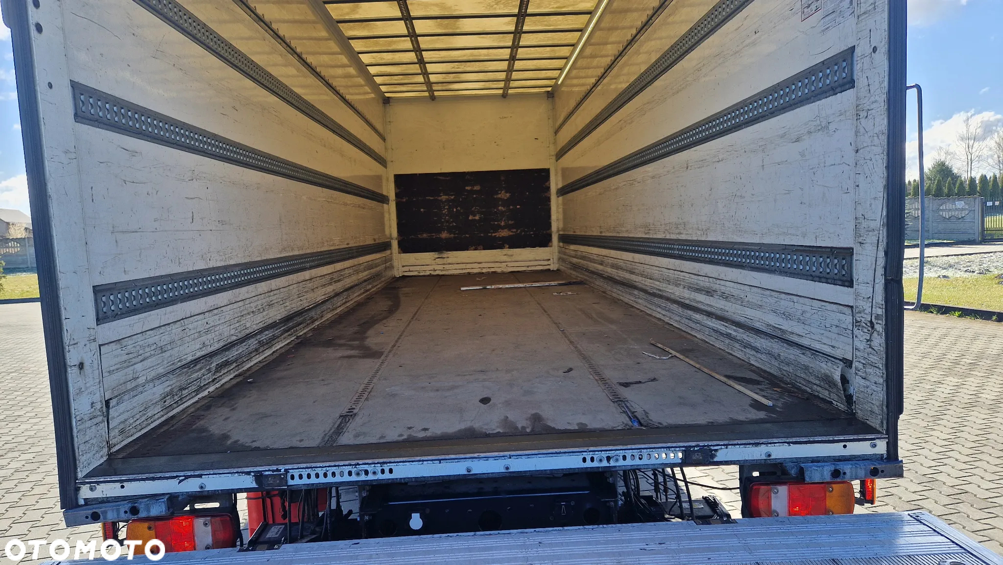 MAN TGL 12.250 z Niemiec  winda - 12