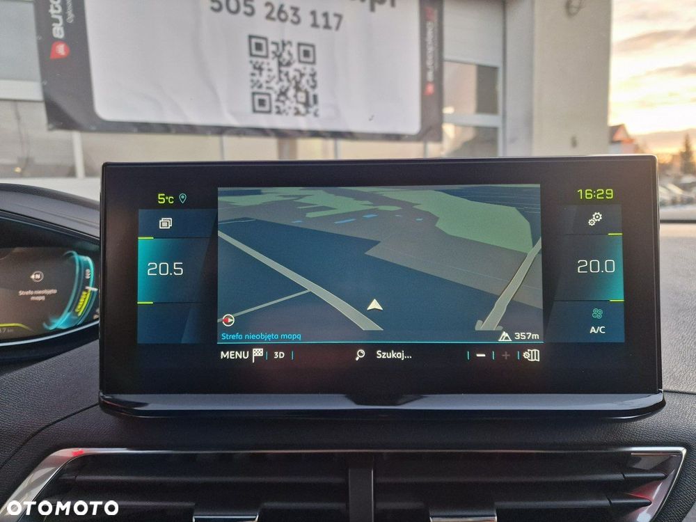 Peugeot 3008 1.6 PureTech HYbrid GT Line S&S EAT8 - 23