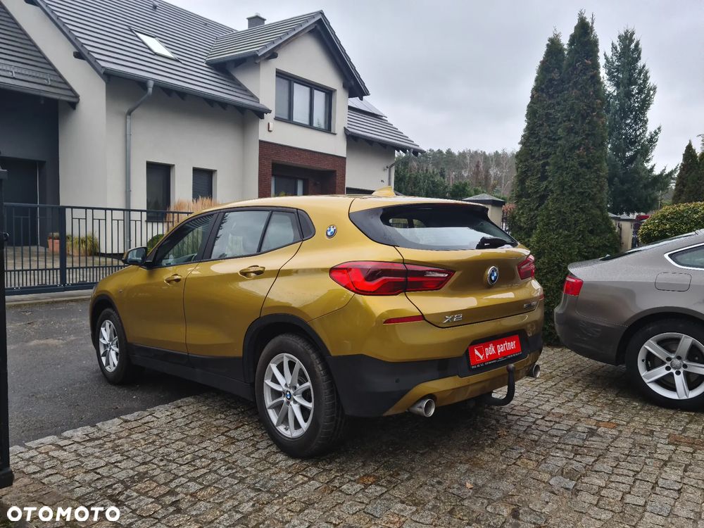 BMW X2 sDrive20i Advantage Plus - 17