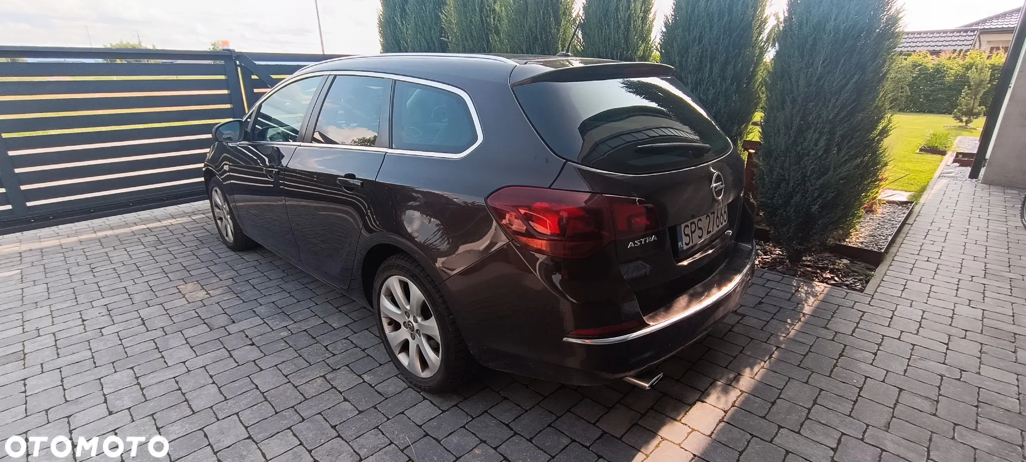 Opel Astra IV 1.4 T Cosmo - 2