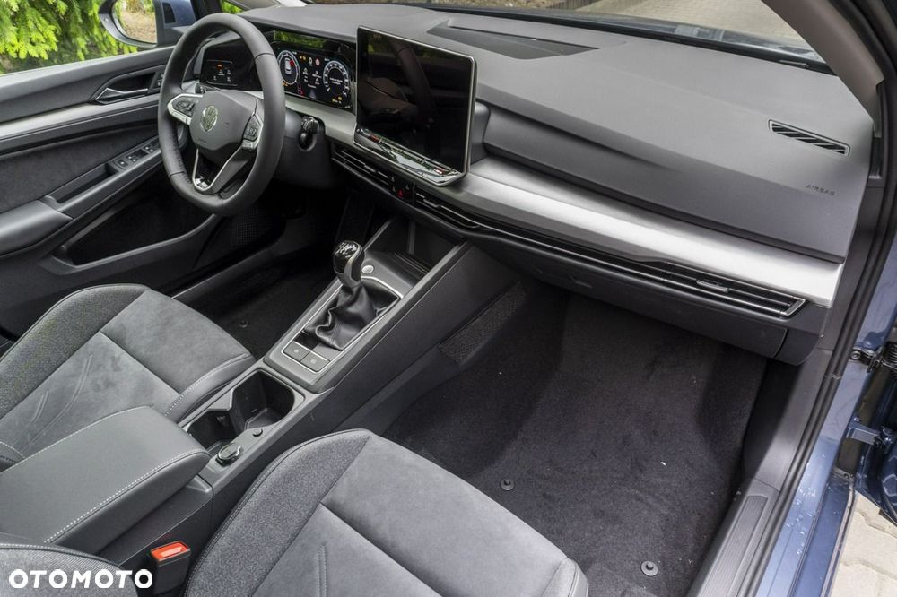 Volkswagen Golf - 18