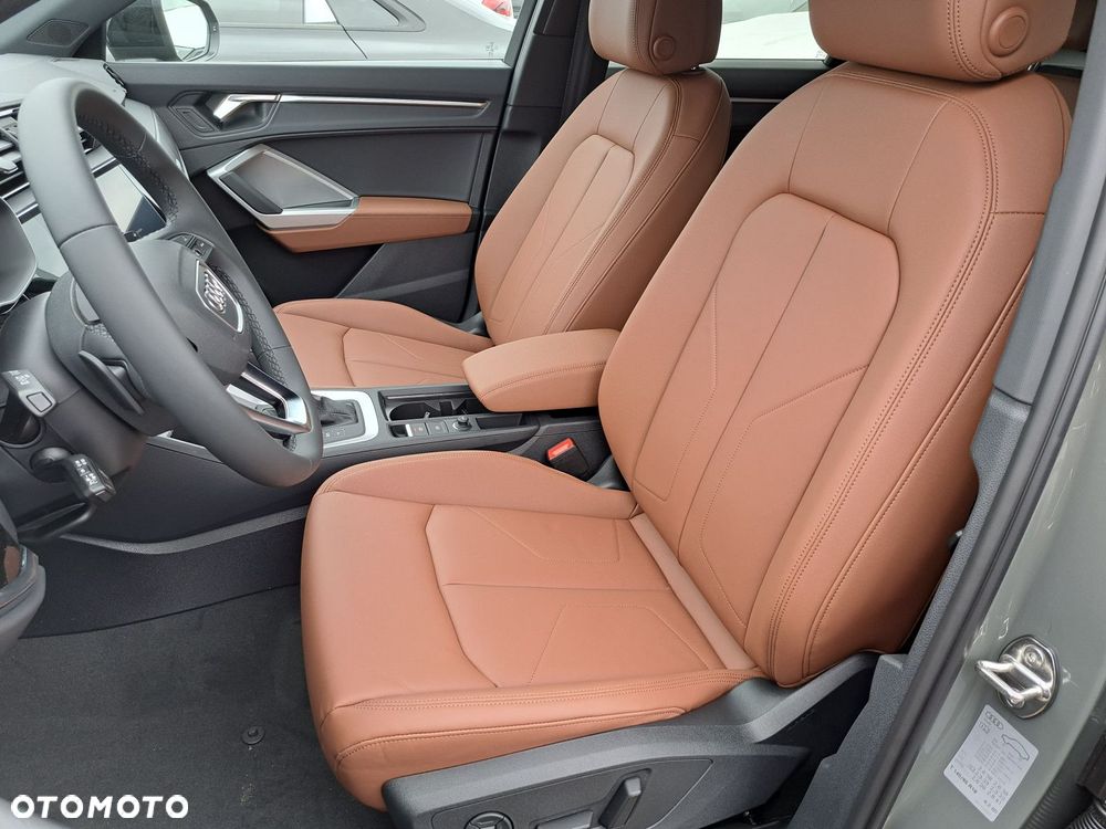 Audi Q3 - 16