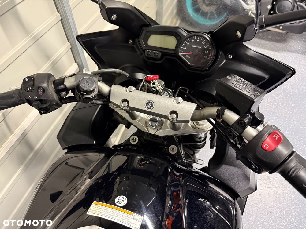 Yamaha FZ6 - 16