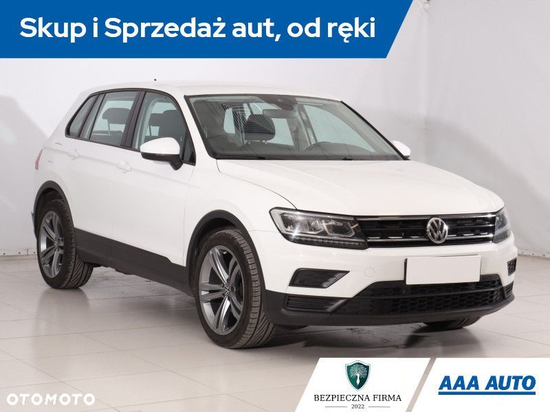 Volkswagen Tiguan - 3