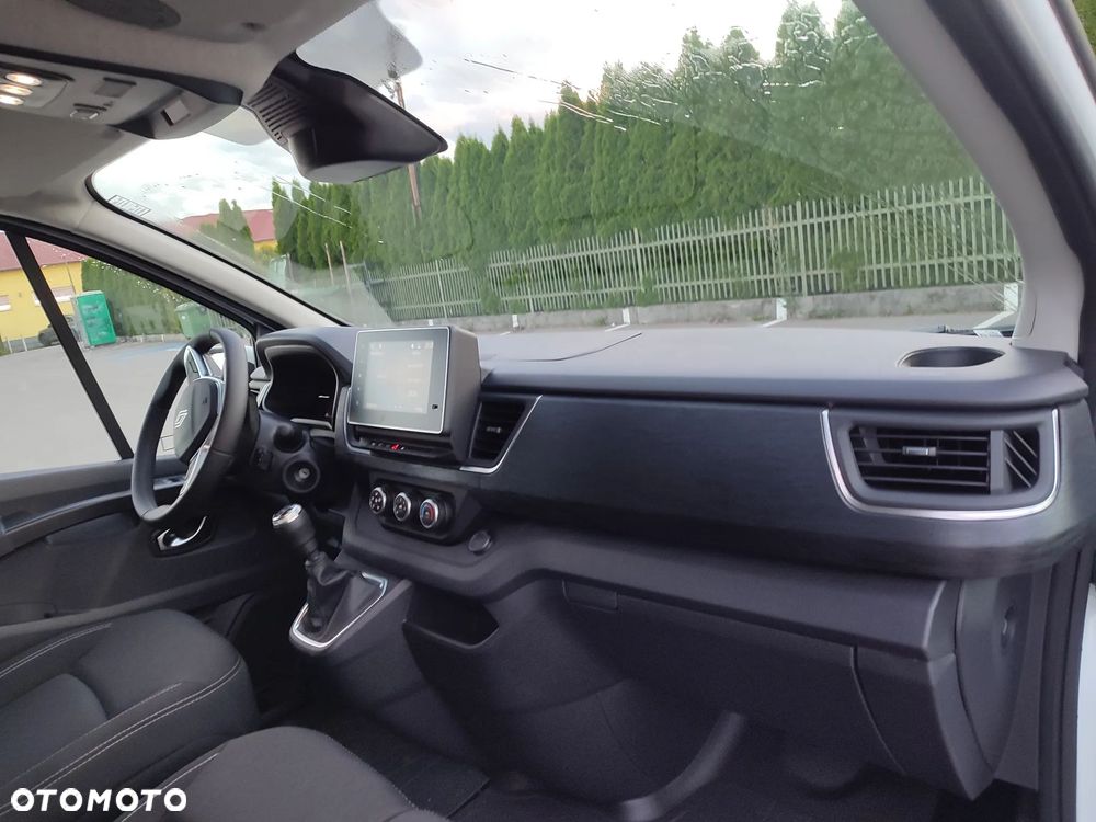 Renault TRAFIC - 10