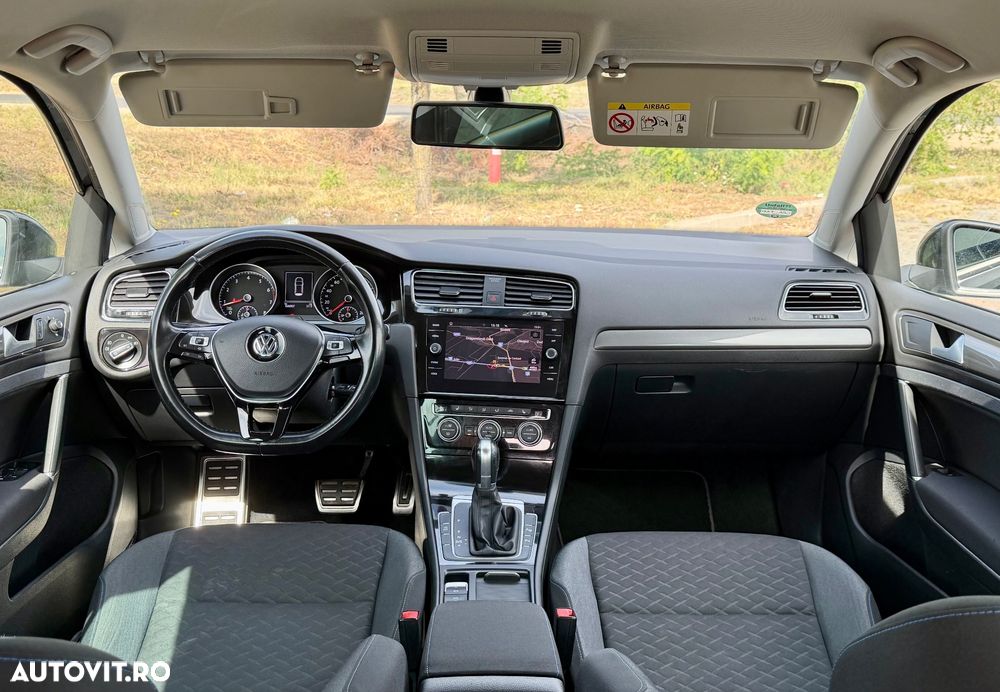 VOLKSWAGEN Golf 2019 — imagine 26